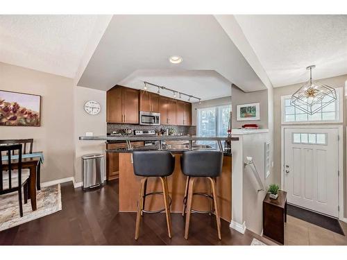 103 Auburn Bay Common Se, Calgary, AB - Indoor Photo Showing Kitchen