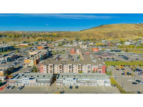 2405-505 Railway Street West, Cochrane, AB -  With View