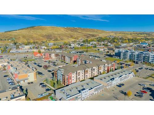 2405-505 Railway Street West, Cochrane, AB - Outdoor With View