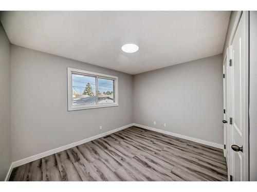 68 Pensville Road Se, Calgary, AB - Indoor Photo Showing Other Room