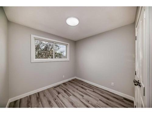 68 Pensville Road Se, Calgary, AB - Indoor Photo Showing Other Room