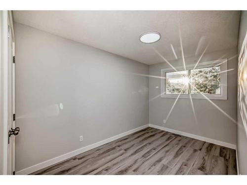 68 Pensville Road Se, Calgary, AB - Indoor Photo Showing Other Room