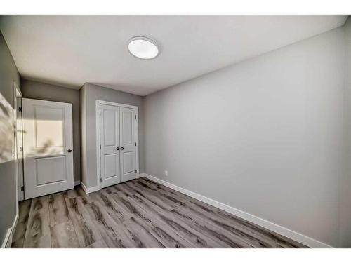 68 Pensville Road Se, Calgary, AB - Indoor Photo Showing Other Room