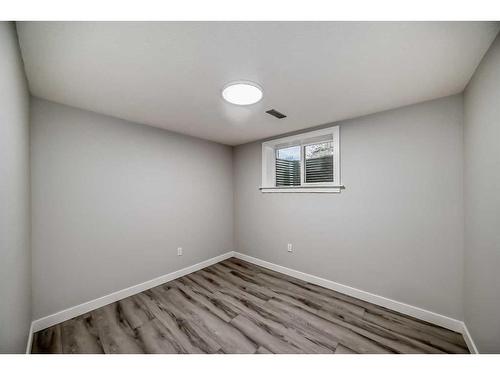 68 Pensville Road Se, Calgary, AB - Indoor Photo Showing Other Room