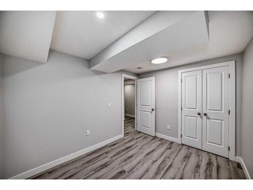 68 Pensville Road Se, Calgary, AB - Indoor Photo Showing Other Room