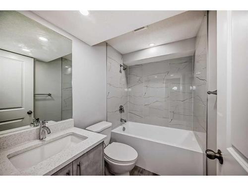 68 Pensville Road Se, Calgary, AB - Indoor Photo Showing Bathroom