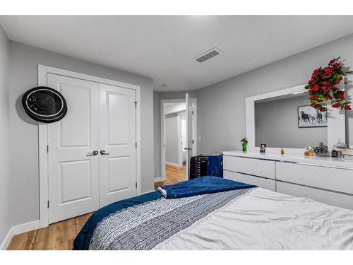 4803 60 Street, Calgary, AB - Indoor Photo Showing Bedroom