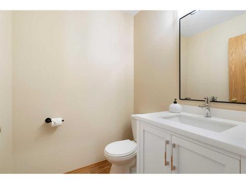 139 Arbour Wood Close Nw, Calgary, AB - Indoor Photo Showing Bathroom