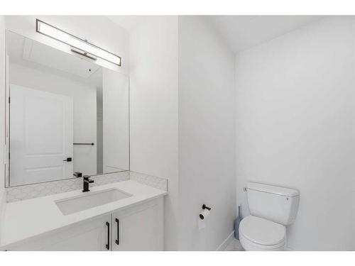 3104-3727 Sage Hill Drive Nw, Calgary, AB - Indoor Photo Showing Bathroom