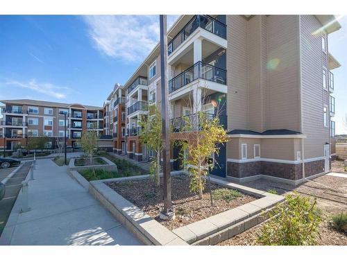 3104-3727 Sage Hill Drive Nw, Calgary, AB - Outdoor