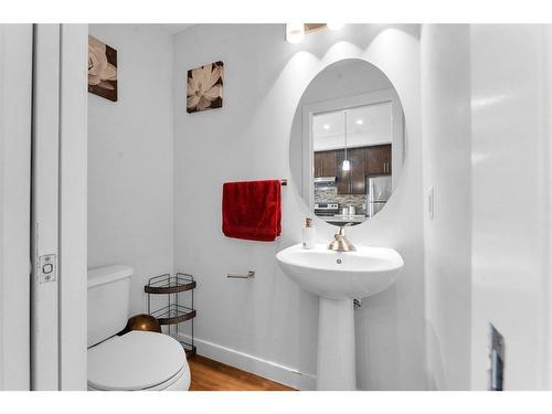 11 Redstone Circle Ne, Calgary, AB - Indoor Photo Showing Bathroom