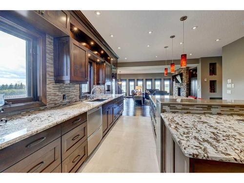 15 Vantage Ridge Estates, Rural Rocky View County, AB - Indoor Photo Showing Kitchen With Upgraded Kitchen