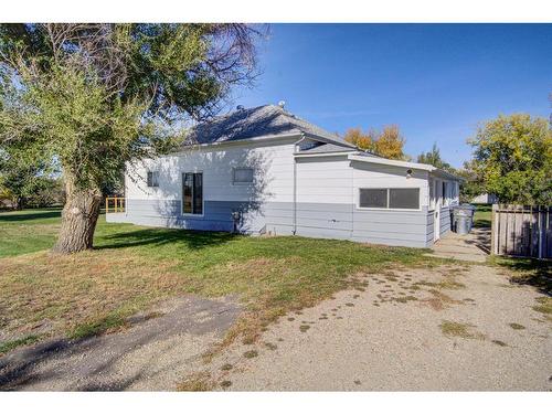 4530 2 Street East, Claresholm, AB - Outdoor