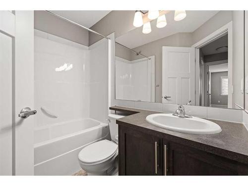 206 Skyview Ranch Grove Ne, Calgary, AB - Indoor Photo Showing Bathroom