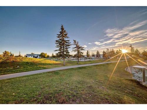 4-920 43 Street Se, Calgary, AB - Outdoor With View