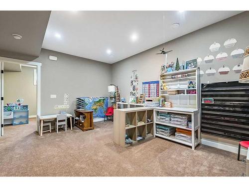 83 Masters Avenue Se, Calgary, AB - Indoor