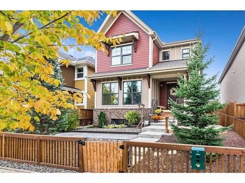 83 Masters Avenue Se, Calgary, AB - Outdoor