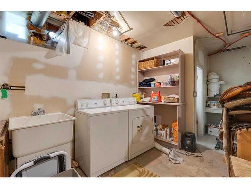 1933 5 Street Sw, Calgary, AB - Indoor Photo Showing Laundry Room