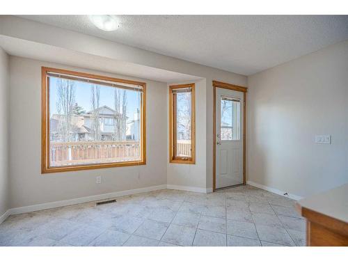 106 Harvest Wood Way Ne, Calgary, AB - Indoor Photo Showing Other Room