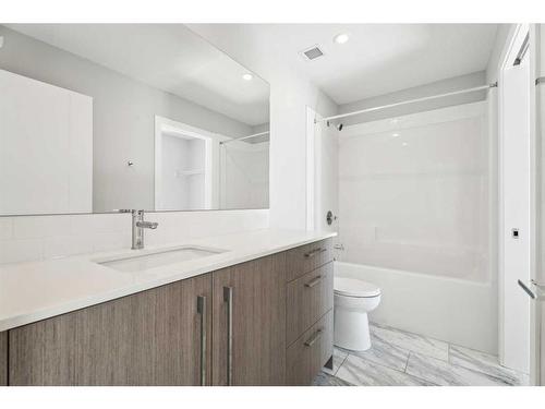 2222-60 Skyview Ranch Road Ne, Calgary, AB - Indoor Photo Showing Bathroom