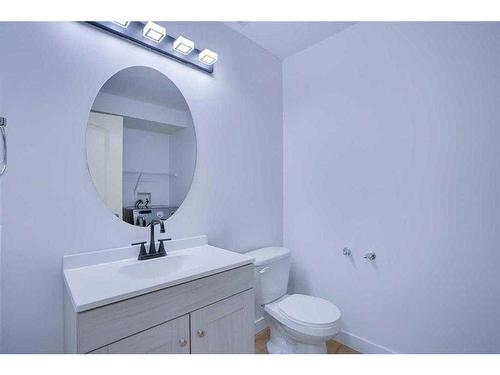 2469 Ravenswood View Se, Airdrie, AB - Indoor Photo Showing Bathroom