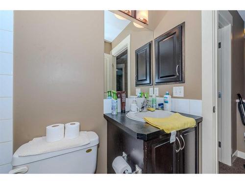 117 Rainbow Falls Manor, Chestermere, AB - Indoor Photo Showing Bathroom