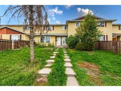 4546 7 Avenue SE Calgary, AB T2A 4X1