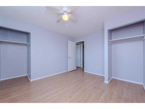 4546 7 Avenue Se, Calgary, AB - Indoor Photo Showing Other Room