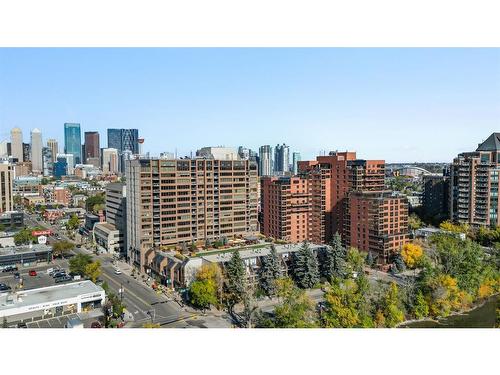 1503-330 26 Avenue Sw, Calgary, AB - Outdoor With View