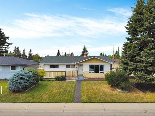 9831 Alcott Road Se, Calgary, AB - Outdoor