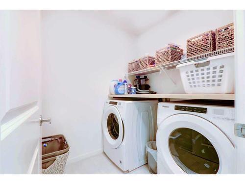 347 Masters Row Se, Calgary, AB - Indoor Photo Showing Laundry Room