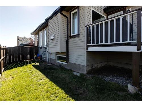 124 Evermeadow Manor Sw, Calgary, AB - Outdoor With Exterior