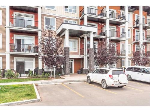 113-40 Walgrove Se, Calgary, AB - Outdoor With Balcony With Facade