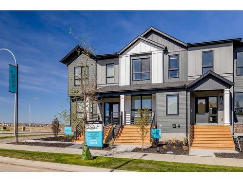 92 Silverton Glen Green Sw, Calgary, AB - Outdoor With Facade