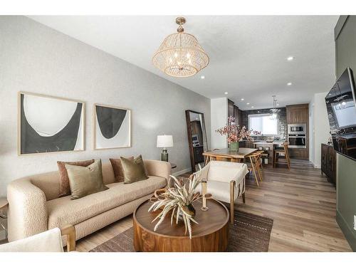 92 Silverton Glen Green Sw, Calgary, AB - Indoor Photo Showing Living Room