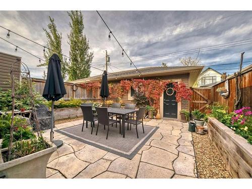 4623 81 Street Nw, Calgary, AB - Outdoor