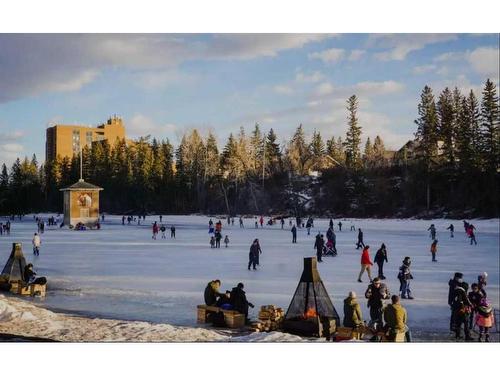 4623 81 Street Nw, Calgary, AB - Outdoor With View