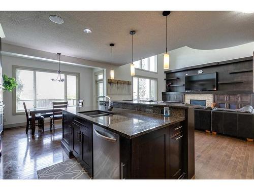 119 Wentworth Hill Sw, Calgary, AB - Indoor Photo Showing Kitchen With Double Sink With Upgraded Kitchen