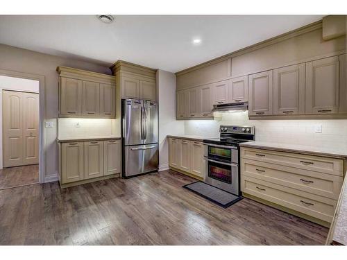 270024 N2N Estates Ridge, Rural Rocky View County, AB - Indoor Photo Showing Kitchen With Stainless Steel Kitchen