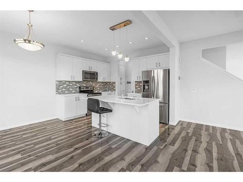 366 Windrow Crescent Sw, Airdrie, AB - Indoor Photo Showing Kitchen With Stainless Steel Kitchen With Upgraded Kitchen