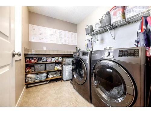 1362 Bayside Drive Sw, Airdrie, AB - Indoor Photo Showing Laundry Room