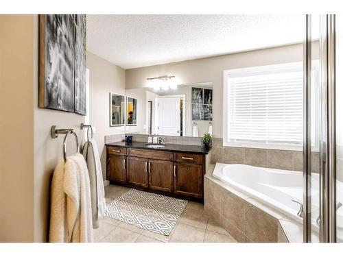 1362 Bayside Drive Sw, Airdrie, AB - Indoor Photo Showing Bathroom