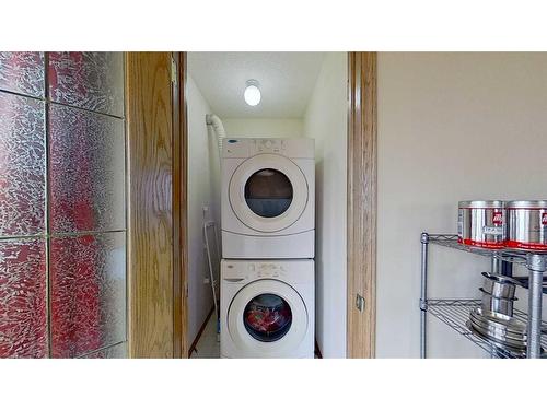 245 Harvest Hills Drive Ne, Calgary, AB - Indoor Photo Showing Laundry Room