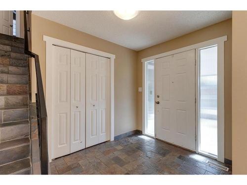 128 Deer Side Place Se, Calgary, AB - Indoor Photo Showing Other Room