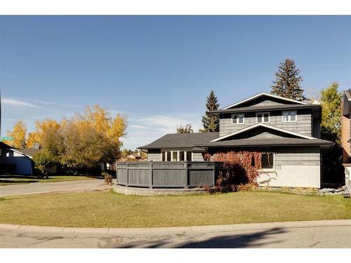 128 Deer Side Place Se, Calgary, AB - Outdoor