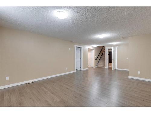 128 Deer Side Place Se, Calgary, AB - Indoor