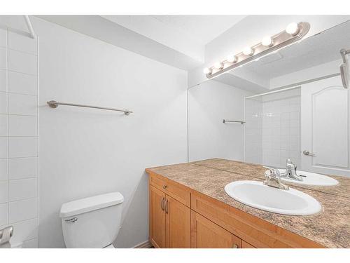 3113-13045 6 Street Sw, Calgary, AB - Indoor Photo Showing Bathroom