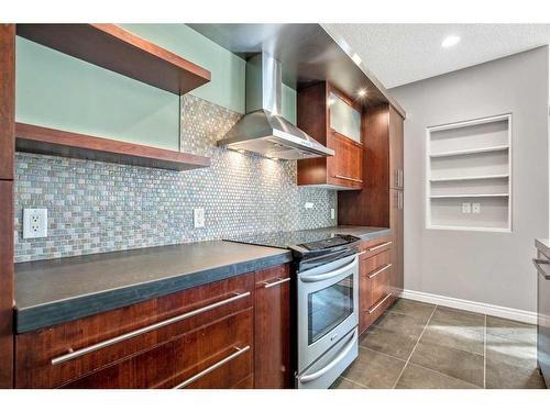 117 Kincora Place Nw, Calgary, AB - Indoor Photo Showing Kitchen