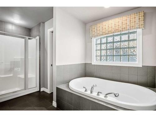 117 Kincora Place Nw, Calgary, AB - Indoor Photo Showing Bathroom