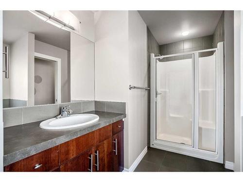 117 Kincora Place Nw, Calgary, AB - Indoor Photo Showing Bathroom